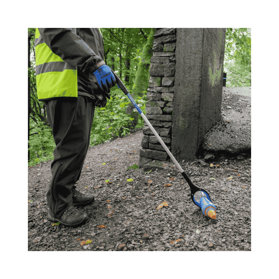 Easy Grip Mechanical Gripper - safe waste collection